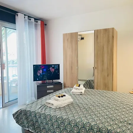 Centre Et Apartment *
