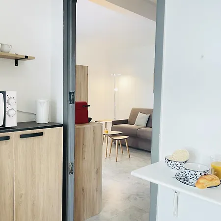 Centre Et Apartment Saint-Raphael (Var)